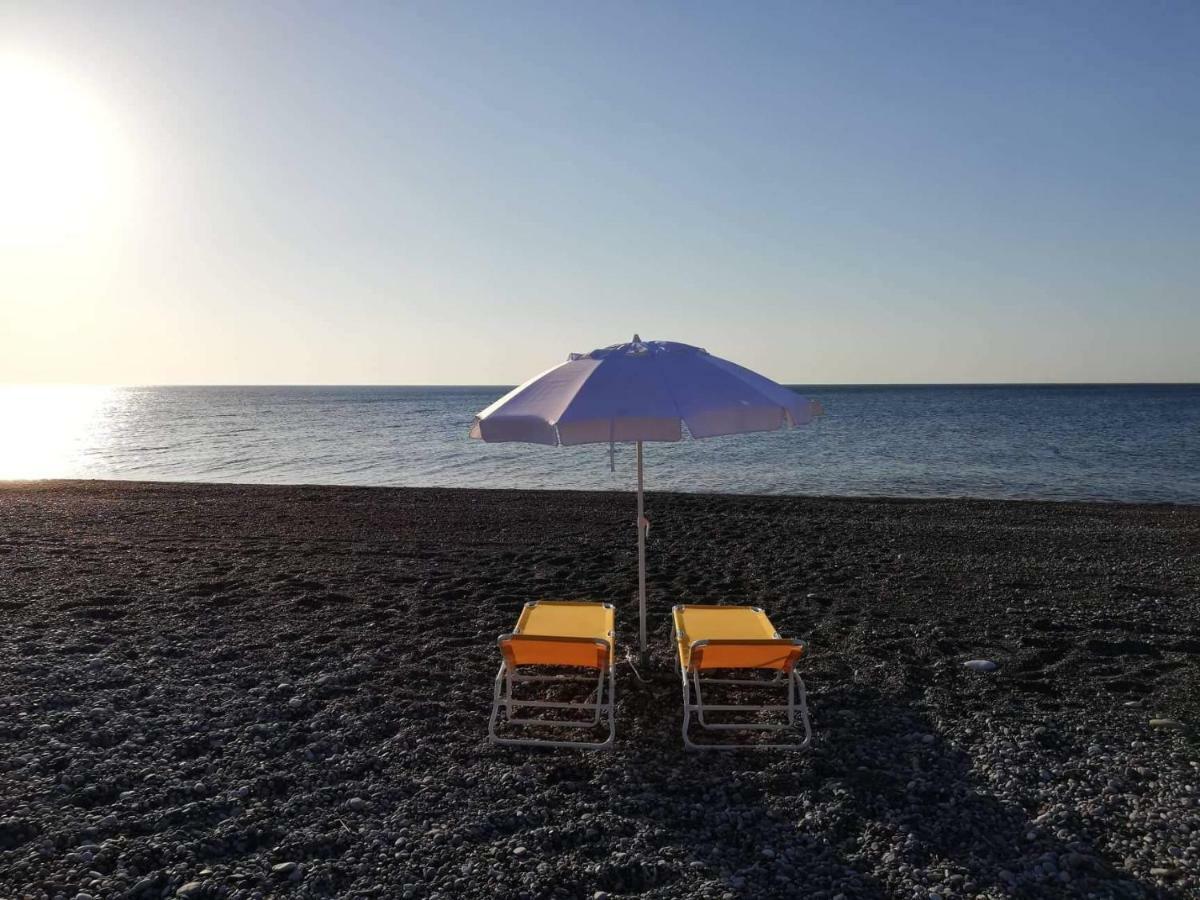 Cedrus And Sea, Beachfront House, Gennadi, Rhodes Exteriér fotografie